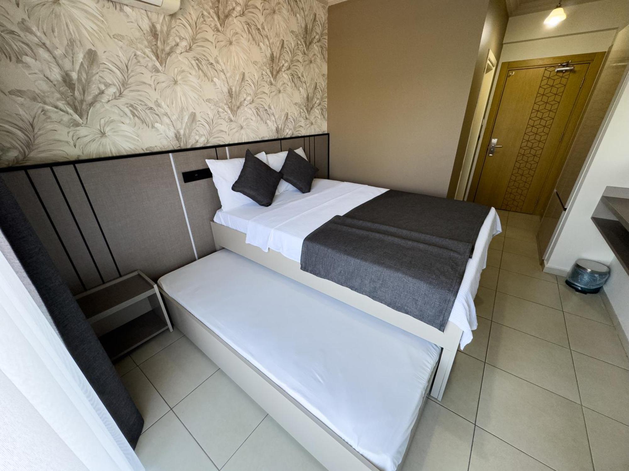 Sardunya Hotel Fethiye Esterno foto