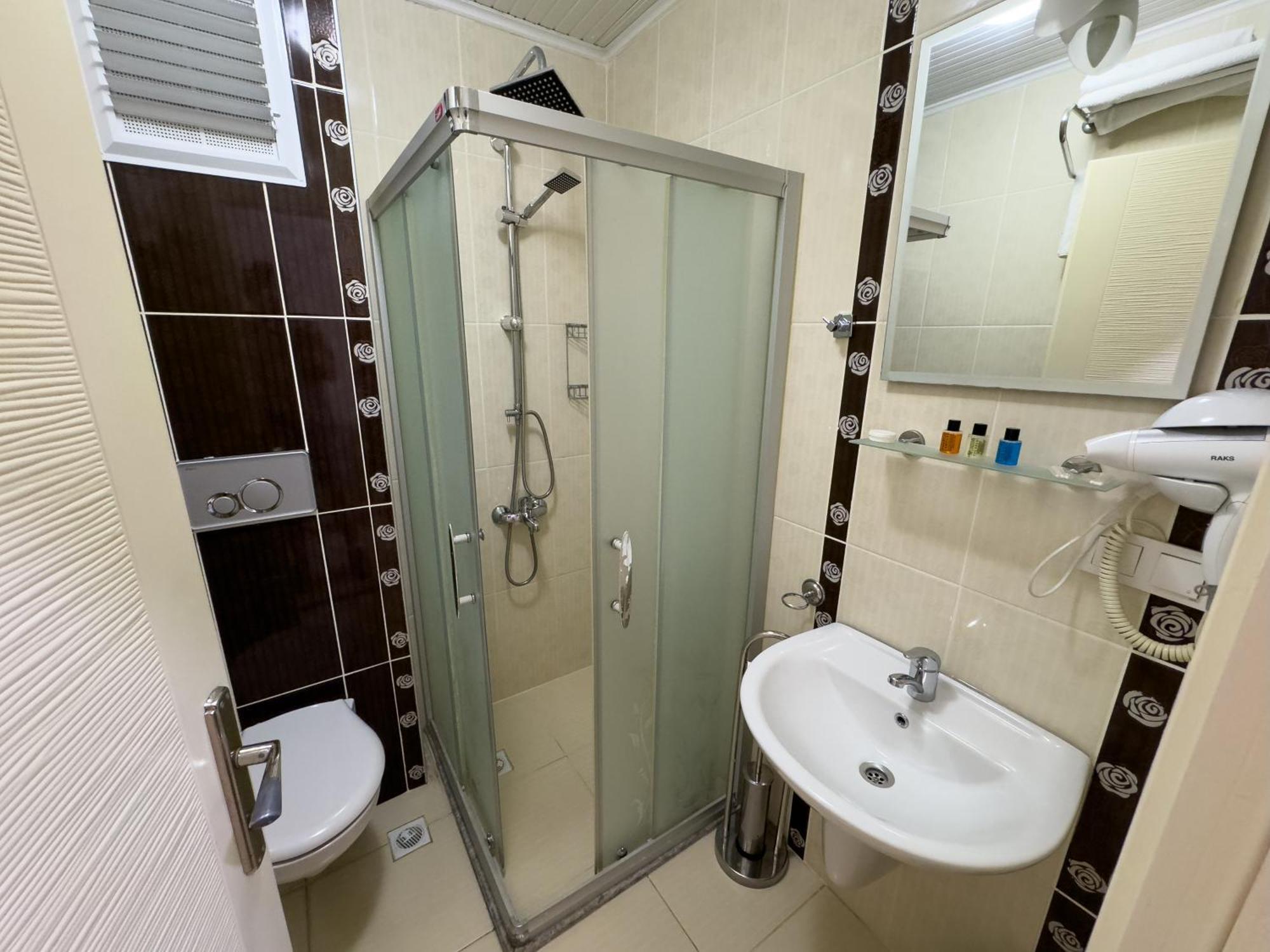 Sardunya Hotel Fethiye Esterno foto