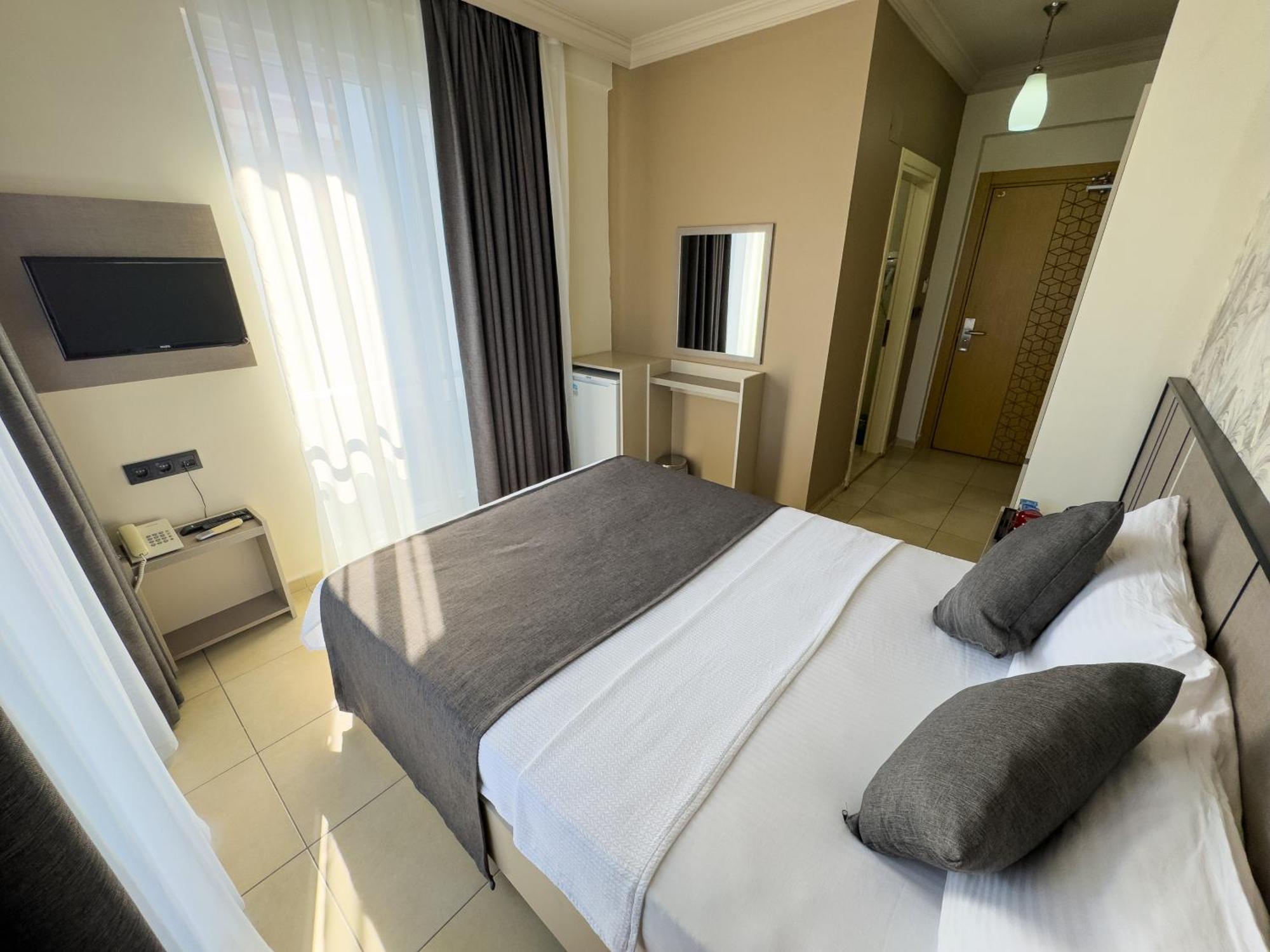 Sardunya Hotel Fethiye Esterno foto