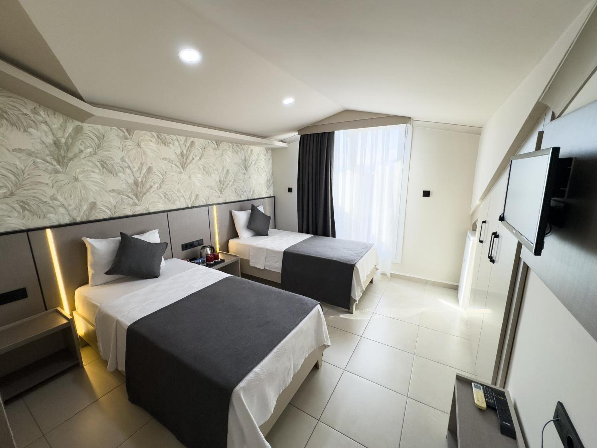 Sardunya Hotel Fethiye Esterno foto